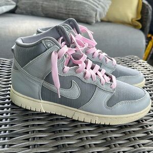 Nike Dunks